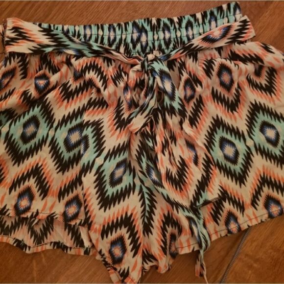 ❤Womens Tribal Bohemian Shorts - Picture 1 of 5